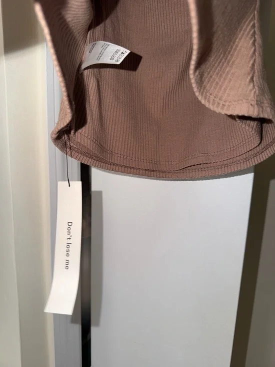 Reformation Ribbed Square-Neck Ossie Knit Tank in Clay Brown - NWT - Picture 4 of 4